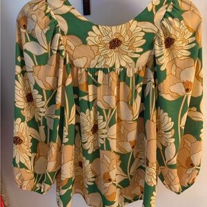 DR2 Green and Cream Floral Blouse